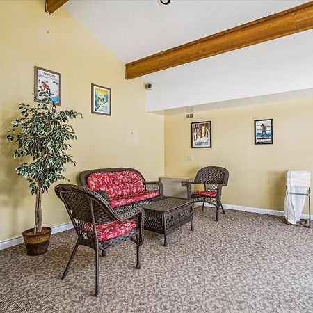 Cedarbrook Two Double Bed Hotel Room With Outdoor Heated Pool 216 Killington Zewnętrze zdjęcie